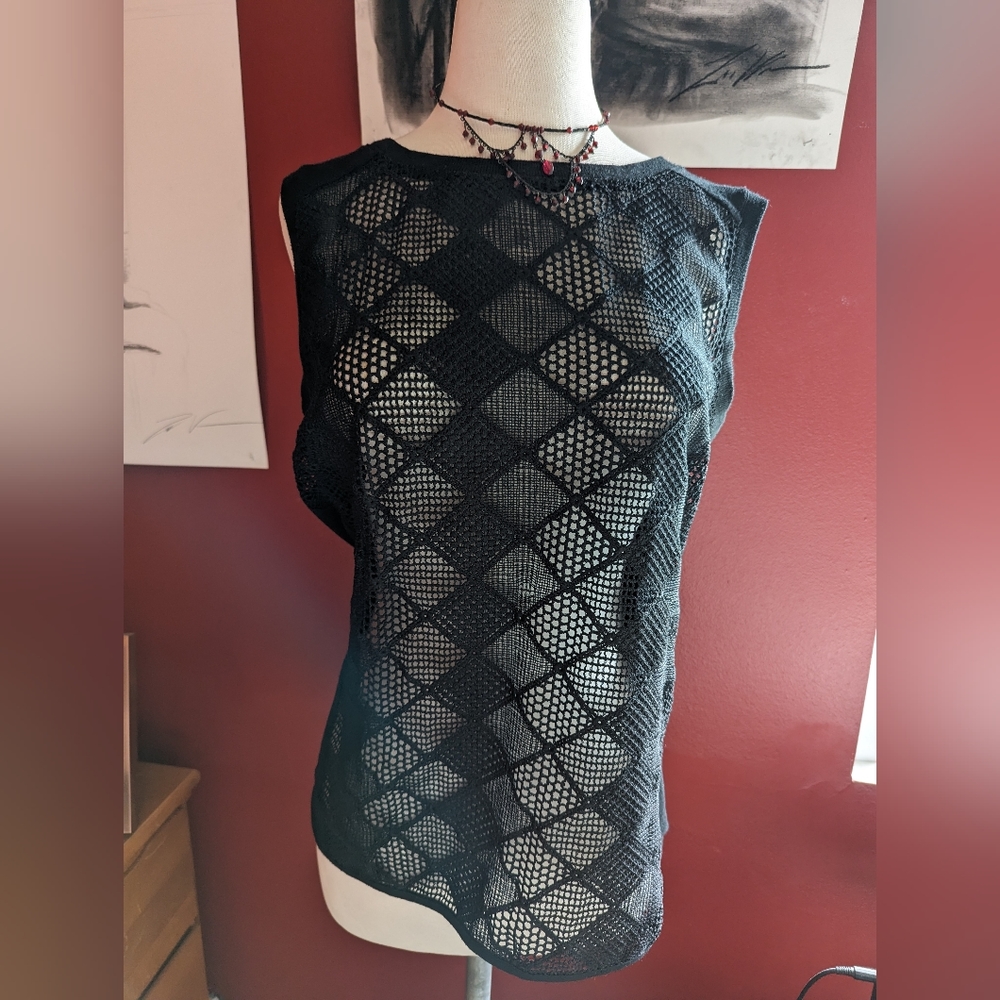 The Limited, Sleeveless Blouse  Shell, Crochet Black (M)